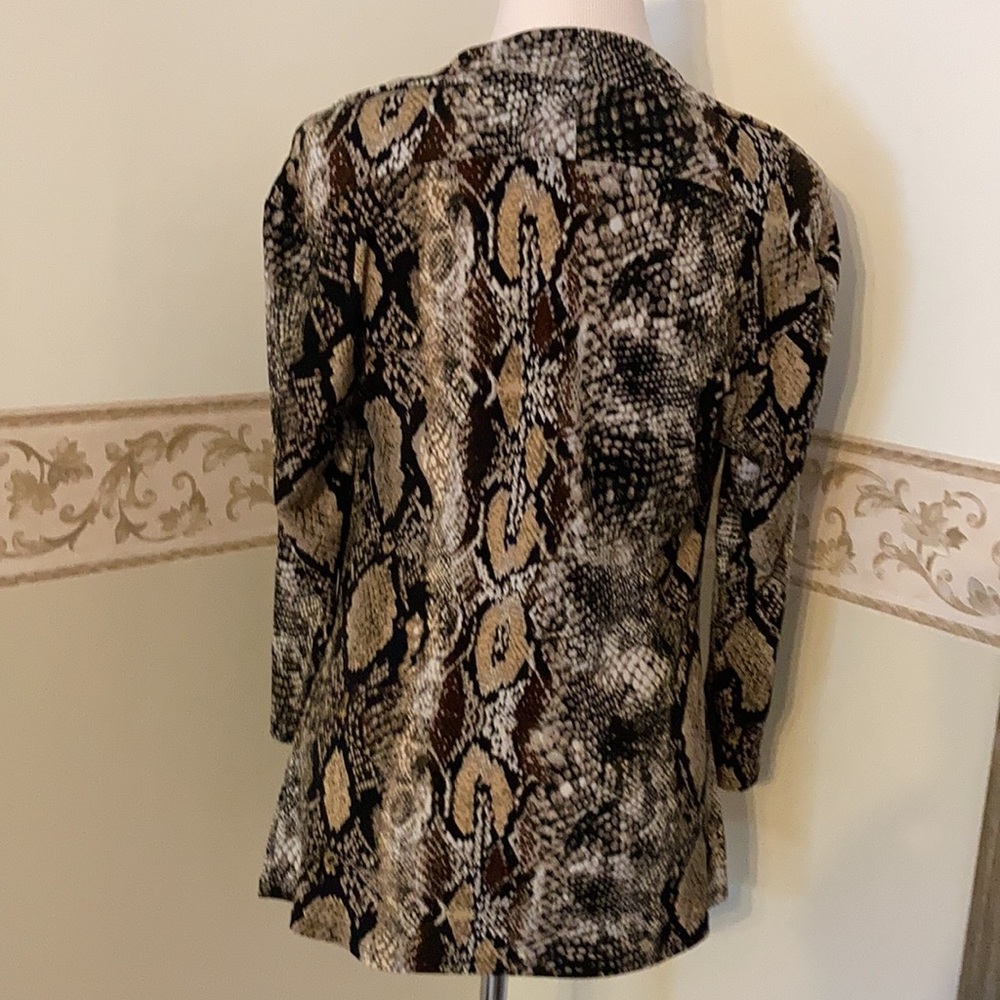 Blouse - Picture 2 of 3